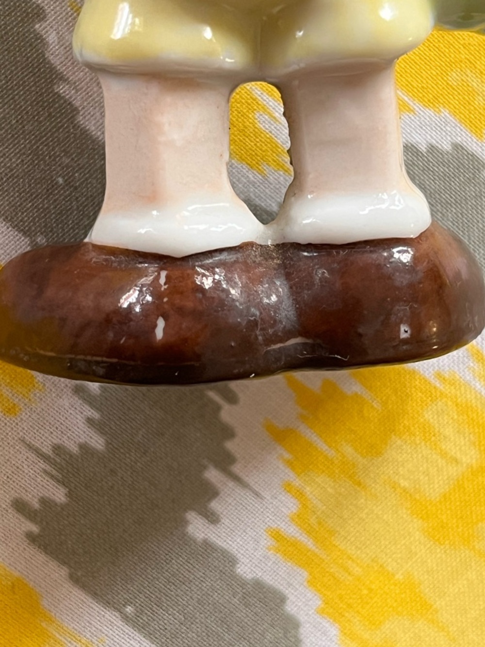 Vintage Disney Hand painted Ceramic Pinocchio Figurine - Picture 3 of 10